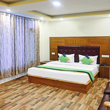 Treebo Dev With Valley View, Mall Road مايالي المظهر الخارجي الصورة